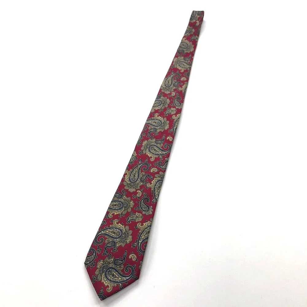 Liberty 100% Silk Neck Tie Men’s Paisley Red 57-in By 3.25 In